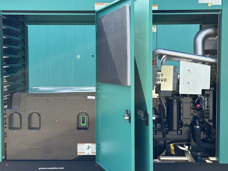 New Cummins C125N6 QSJ8.9G Natural Gas / Propane Generator, EPA Certified