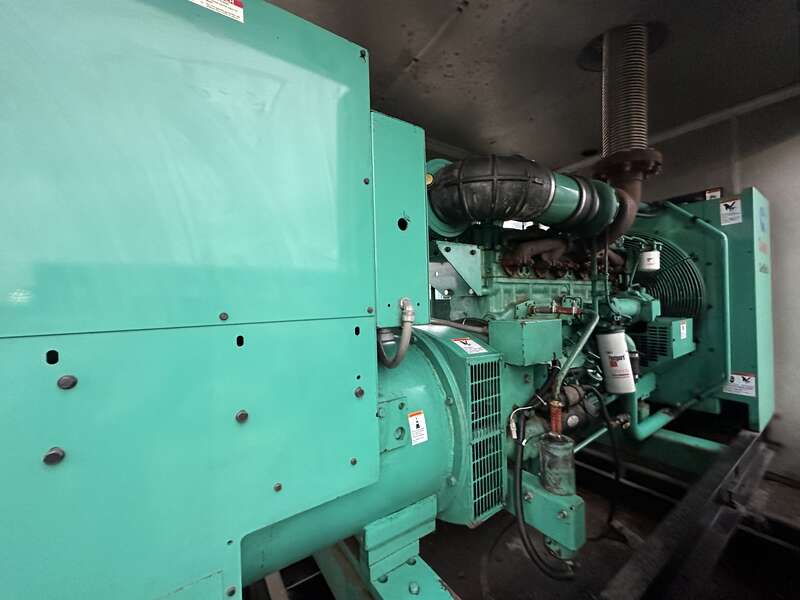 Used Cummins 275DFBF Diesel Generator, 800 Hrs