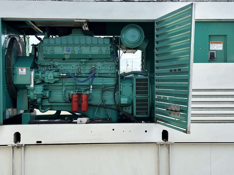 Used Cummins 350DFCC NTA-855-G3 Diesel Generator, 323 Hrs