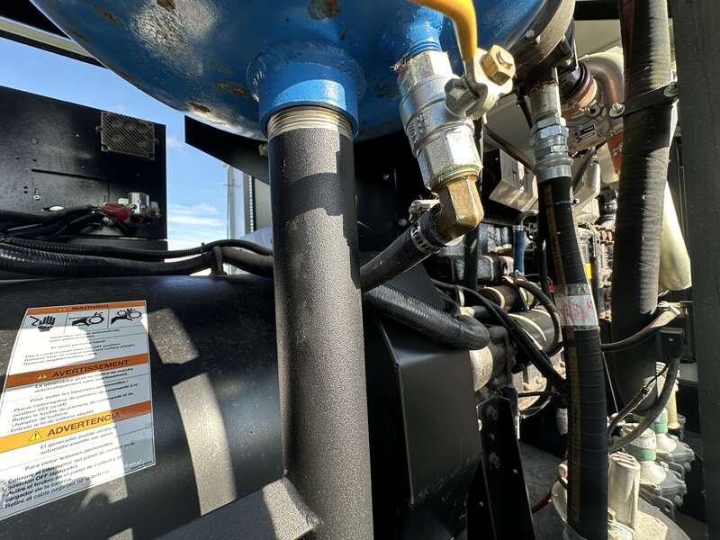 Used Generac MGG200 Rental Grade Natural Gas / Propane Generator, 2 Hrs, EPA Certified