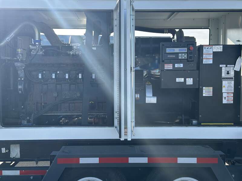 Used Generac MGG200 Rental Grade Natural Gas / Propane Generator, 2 Hrs, EPA Certified