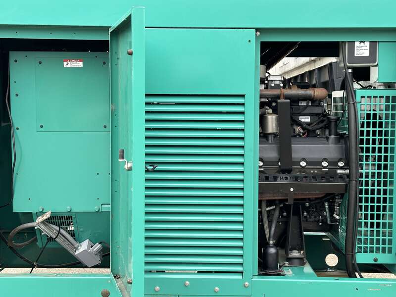 Used Cummins GGHH Natural Gas / Propane Generator, 181 Hrs, EPA Certified 1 or 3 Phase