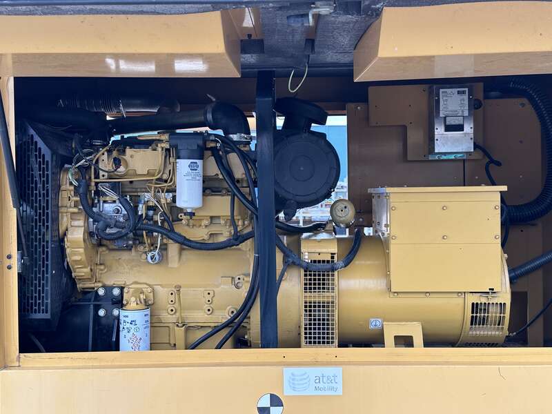 Used Caterpillar D60-4S Diesel Generator, 351 Hrs, EPA Tier 3, Single Phase