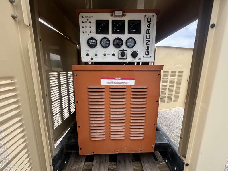 Used Generac SG0060 Natural Gas / Propane Generator, 341 Hrs