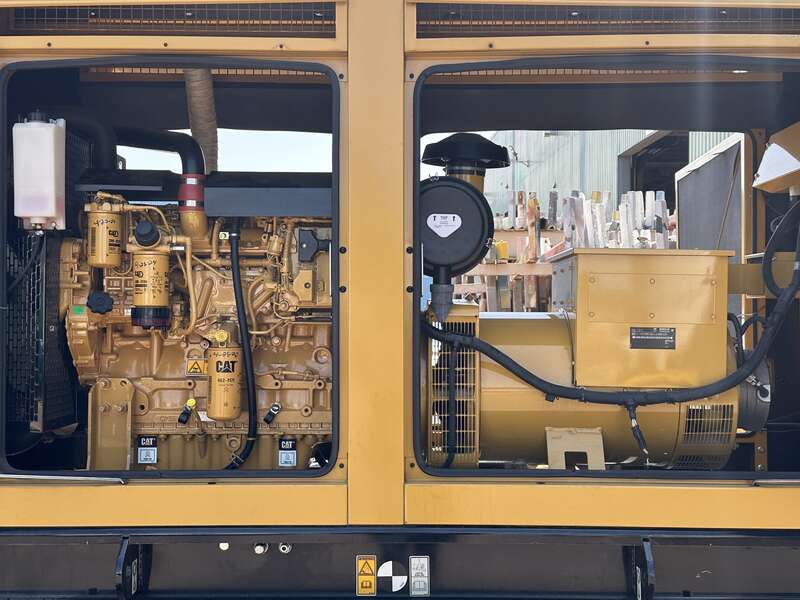Used Caterpillar D125-6 Diesel Generator 3 Hrs EPA Tier 3