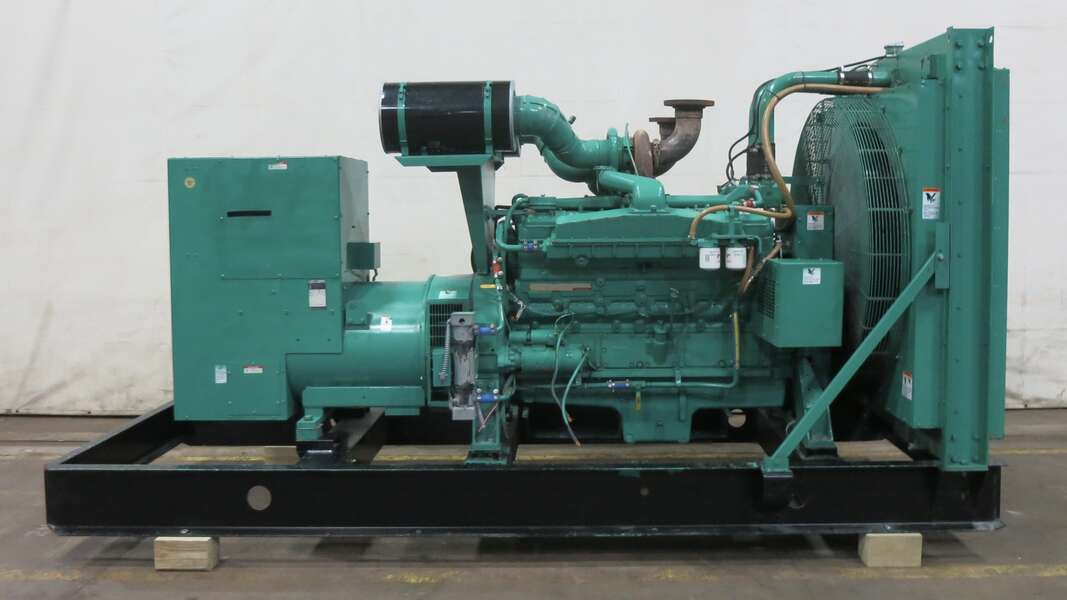 Used Cummins DFGB VTA28-G2 Diesel Generator, 481 Hrs