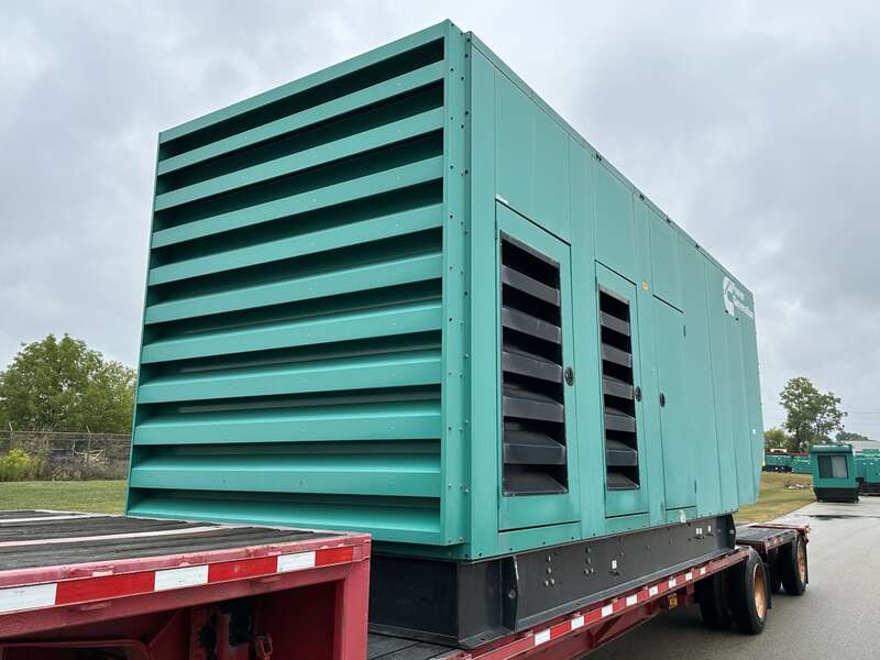 Used Cummins 750GFLC Natural Gas Generator, 581 Hrs