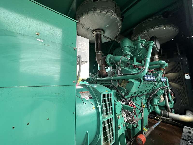 Used Cummins 750GFLC Natural Gas Generator, 581 Hrs