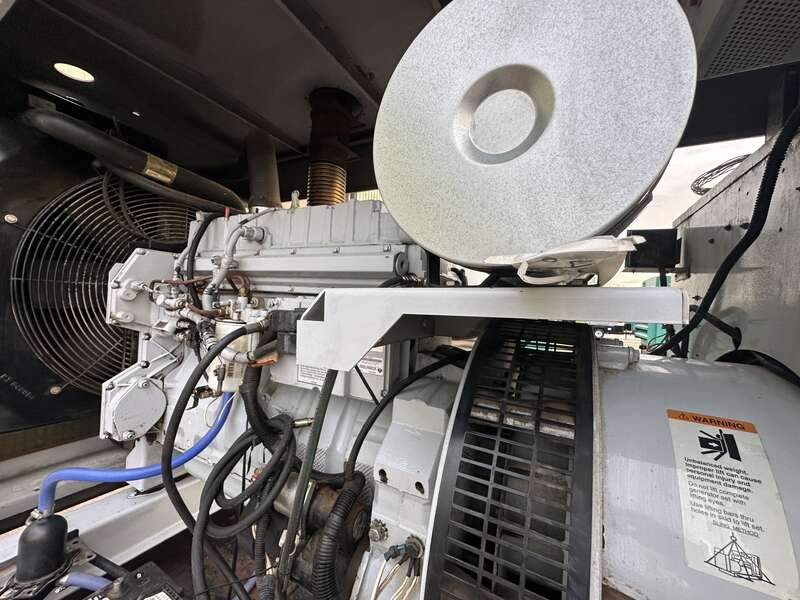 Used Detroit Diesel 200DSE Diesel Generator 690 Hrs