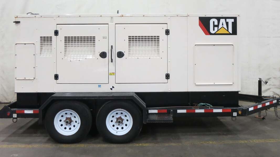 Used Caterpillar XQ230 Rental Grade Diesel Generator, 2065 Hrs, EPA Tier 4F