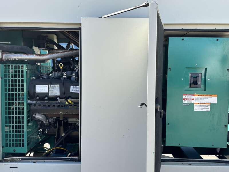 Used Cummins GGHJ Natural Gas / Propane Generator, 181 Hrs, EPA Certified, 1 or 3 Phase                            