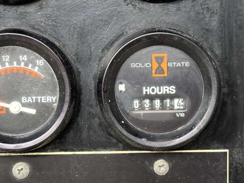 Used DMT 1000P Natural Gas Generator, 391 Hrs, Single Phase