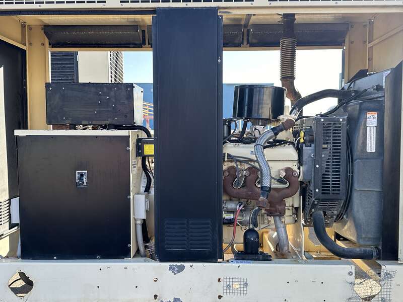 Used Kohler 35RZG Natural Gas / Propane Generator, 524 Hrs Single Phase