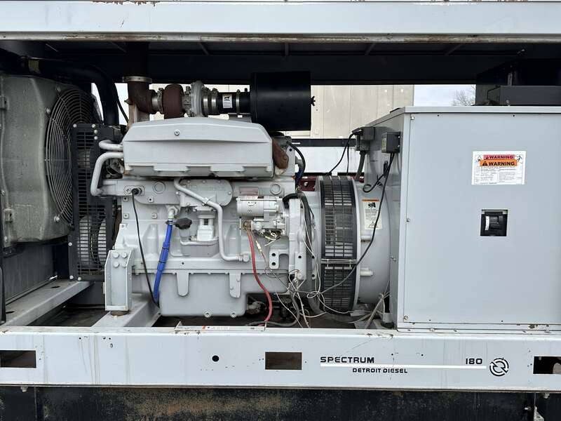 Used Detroit Diesel 180DSEJ Diesel Generator 393 Hrs