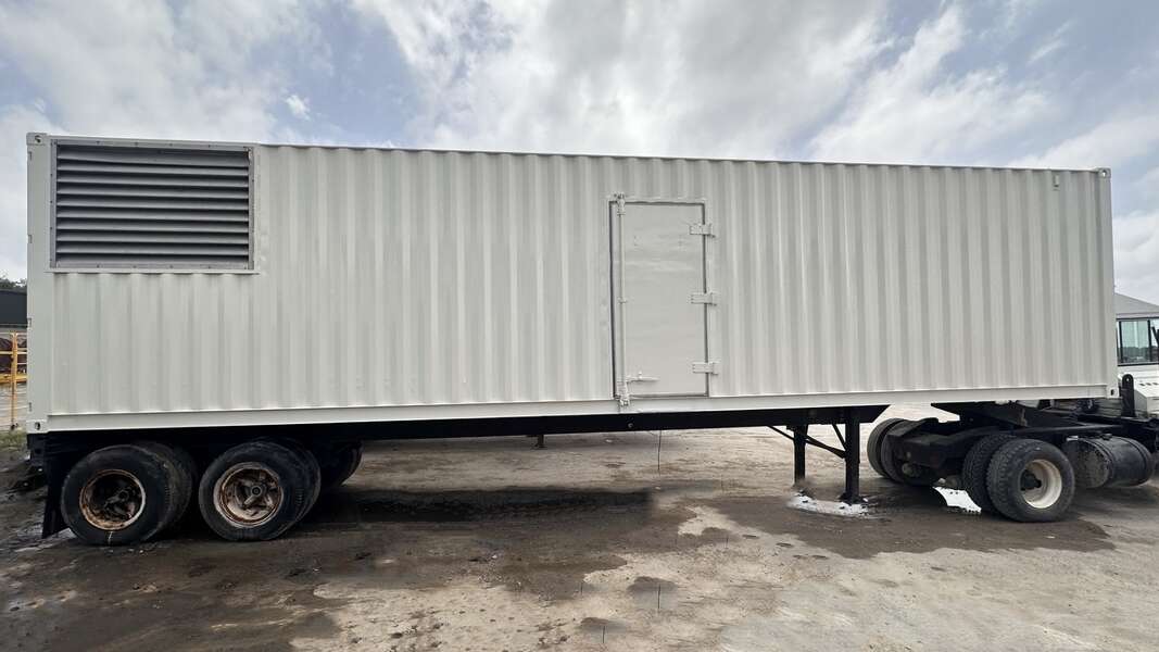 Used Cummins DFHB QST30-G2 Rental Grade Diesel Generator 8276 Hrs                            
