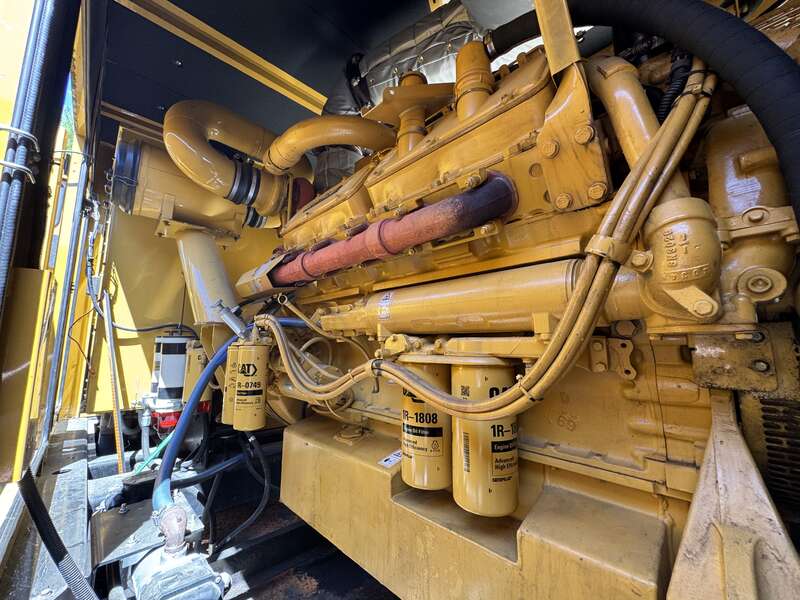 Used Caterpillar 3412 Diesel Generator, 989 Hrs