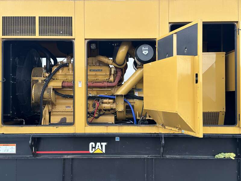 Used Caterpillar 3412 Diesel Generator, 904 Hrs