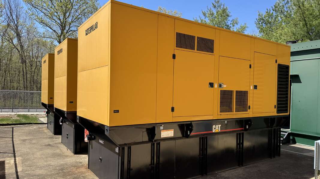 Used Caterpillar 3412 Diesel Generator, 987 Hrs