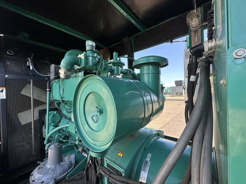 Used Cummins GFBC  GTA855-G3 Natural Gas Generator, 124 Hrs