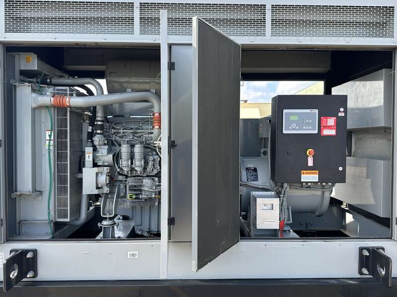 Used MTU DS250 6R1600G70S Diesel Generator, 390 Hrs, EPA Tier 3