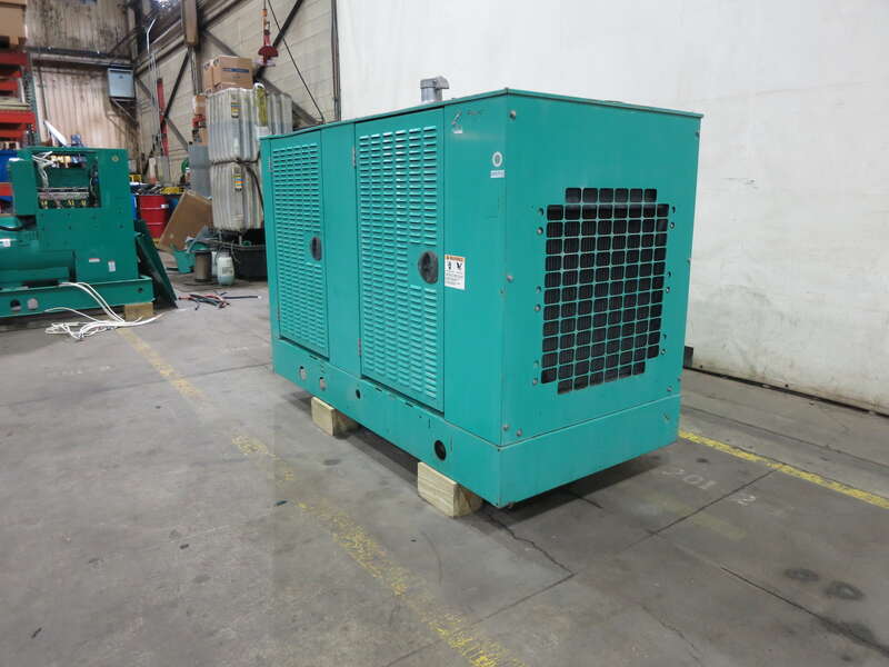 Used Cummins GGFE Natural Gas / Propane Generator, 10 Hrs 1 or 3 Phase