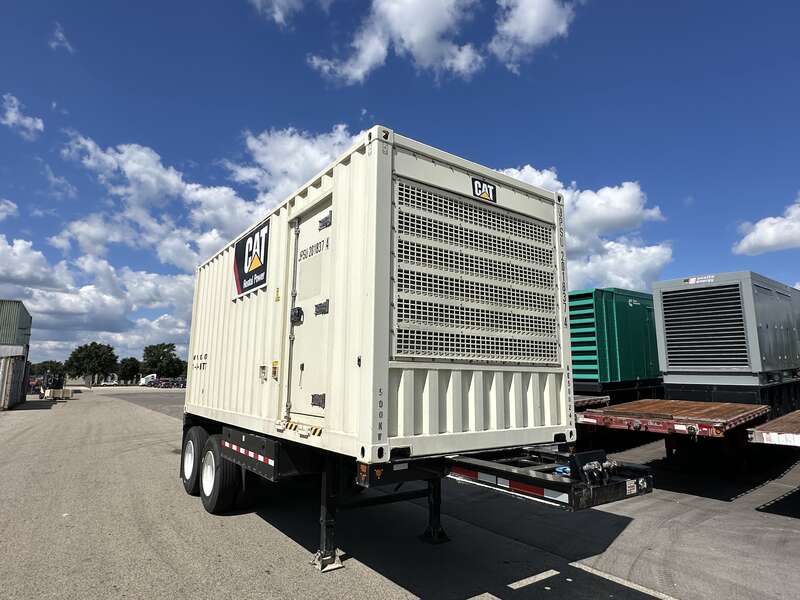 Used Caterpillar XQ570 Rental Grade Diesel Generator, 2011 Hrs, EPA Tier 4F
