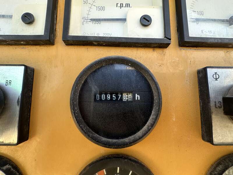 Used Caterpillar D60P4S Diesel Generator, 957 Hrs, Single Phase