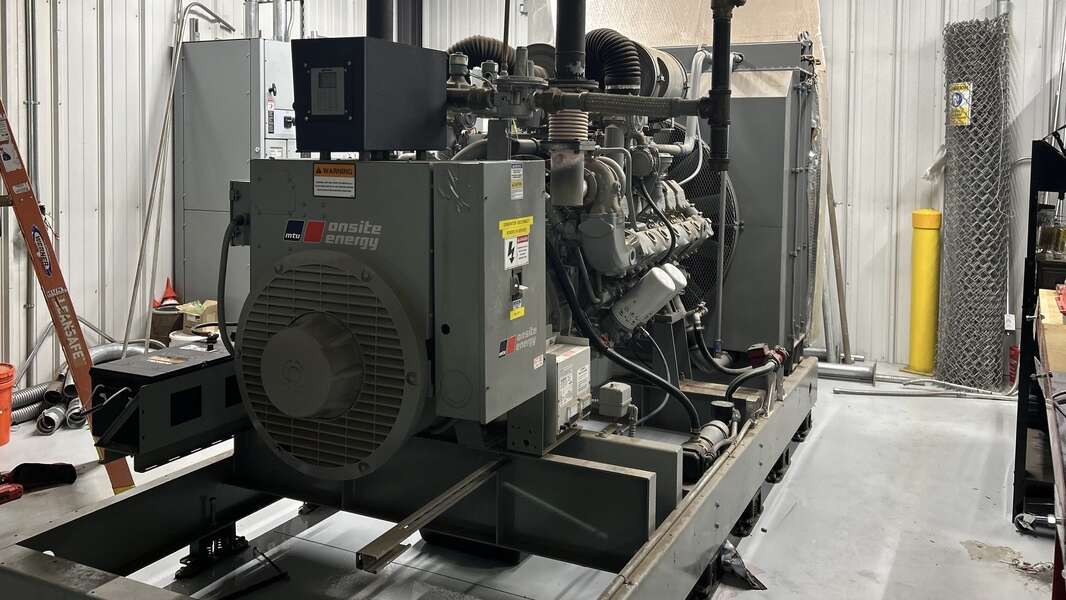 Used MTU 400RDC6N Natural Gas Generator, 171 Hrs, EPA Certified