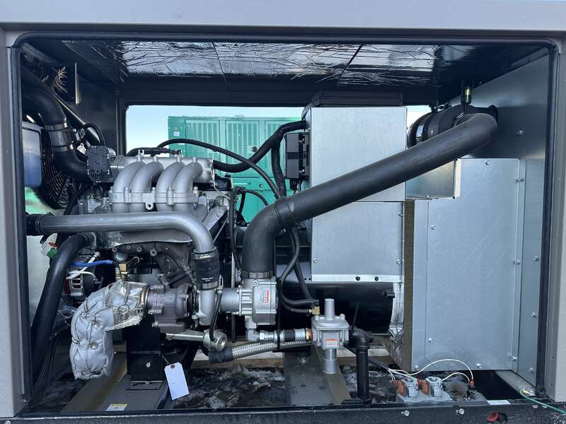 New Kohler 30CCL Natural Gas / Propane Generator 0 Hrs EPA Certified, Single Phase 