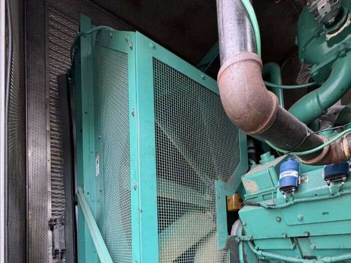 Used Cummins 880GFLC Natural Gas Generator, 660 Hrs                            