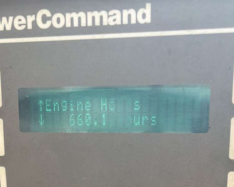 Used Cummins 880GFLC Natural Gas Generator, 660 Hrs                            