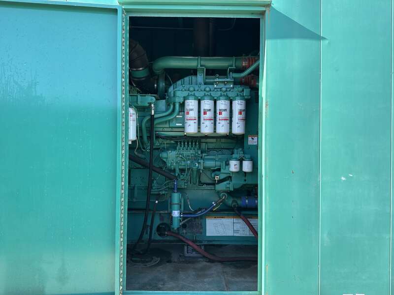 Used Cummins DFHD, QST30-G5 Diesel Generator, 515 Hrs                            