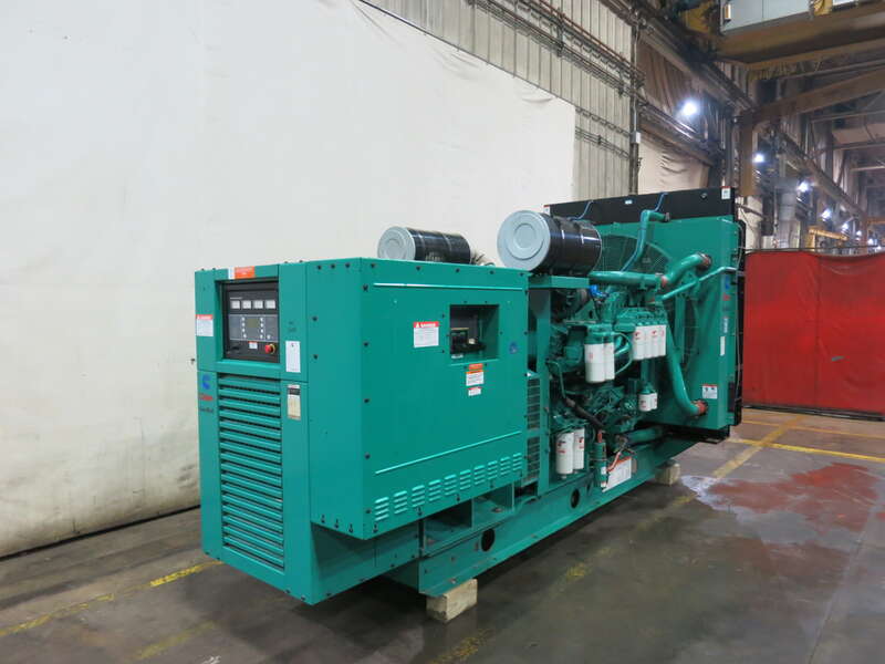 Used Cummins DFHD QST30-G5 Diesel Generator 425 Hrs                            