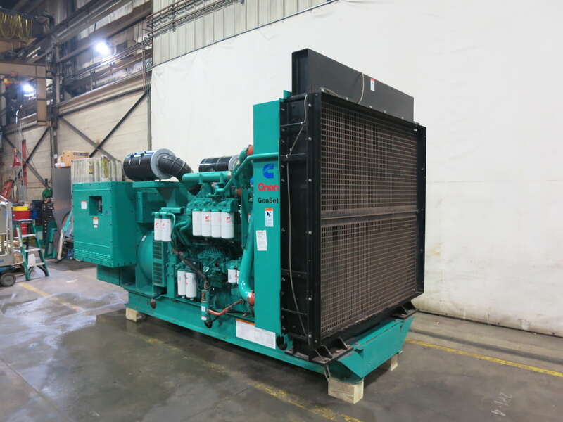 Used Cummins DFHD QST30-G5 Diesel Generator 425 Hrs                            