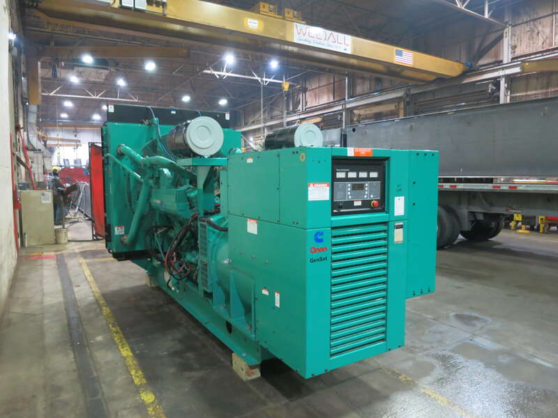 Used Cummins DFHD QST30-G5 Diesel Generator 425 Hrs                            