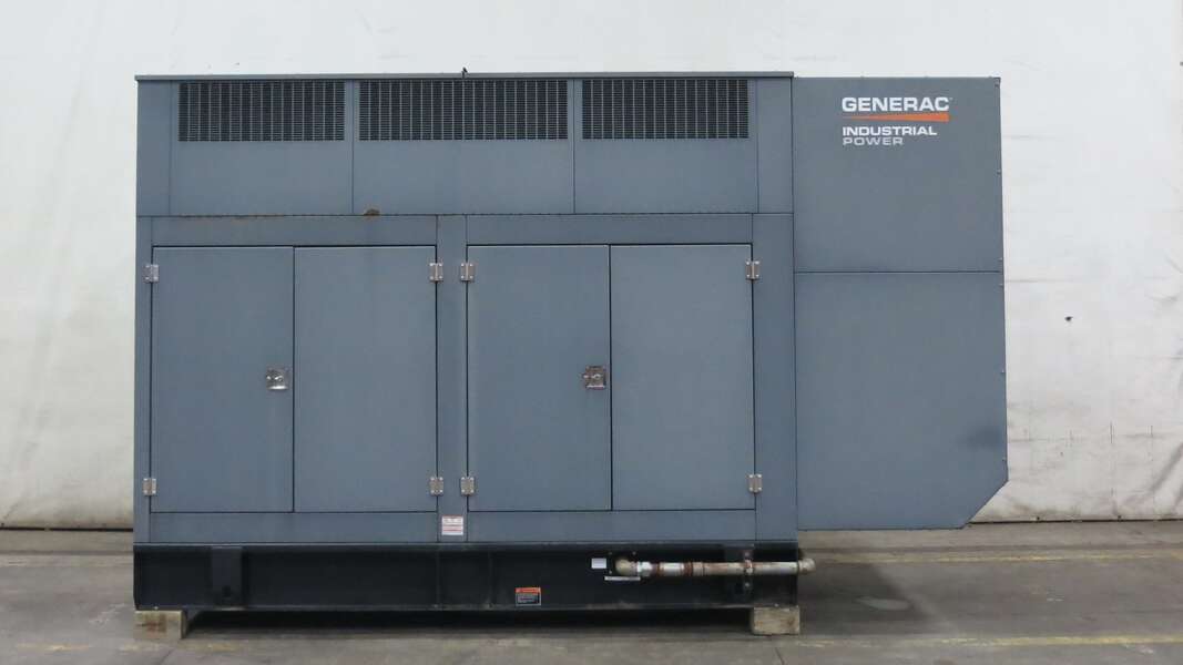 Used Generac SG0300 Natural Gas Generator, 192 Hrs, EPA Certified                            