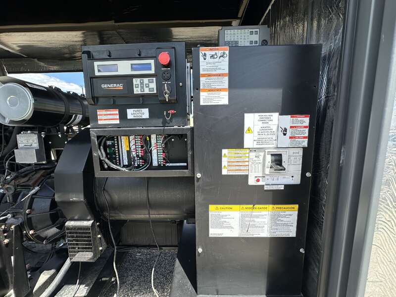 Used Generac SG0300 Natural Gas Generator, 192 Hrs, EPA Certified                            