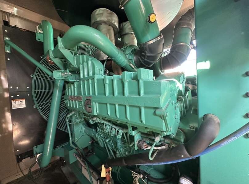 Used Cummins DQFAC QST30-G5 NR2 Diesel Generator, 22 Hrs, EPA Tier 2                            