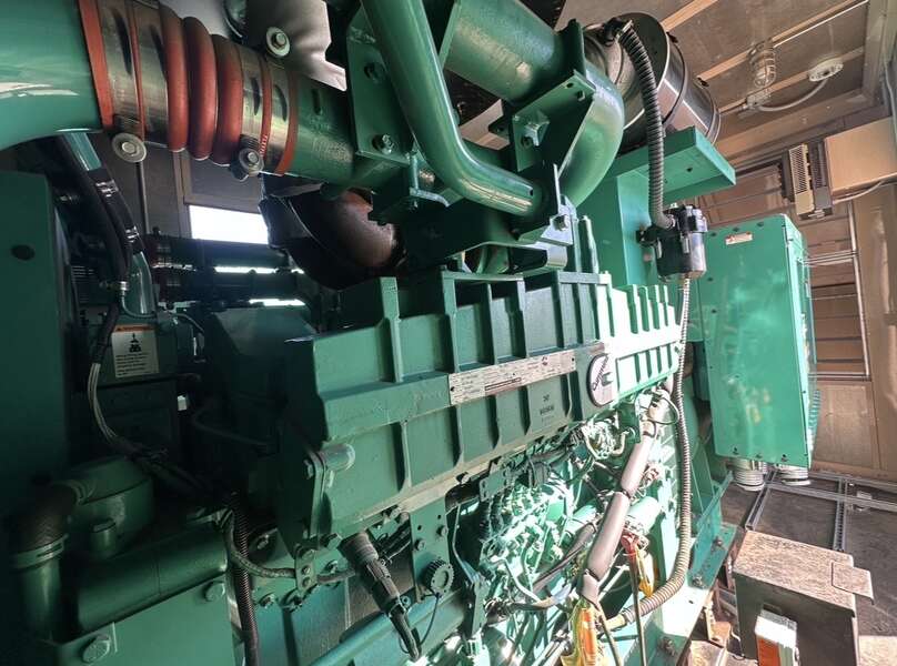 Used Cummins DQFAC QST30-G5 NR2 Diesel Generator, 22 Hrs, EPA Tier 2                            