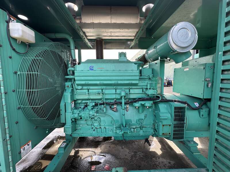 Used Cummins DFED KTA19-G4 Diesel Generator, 419 Hrs                            