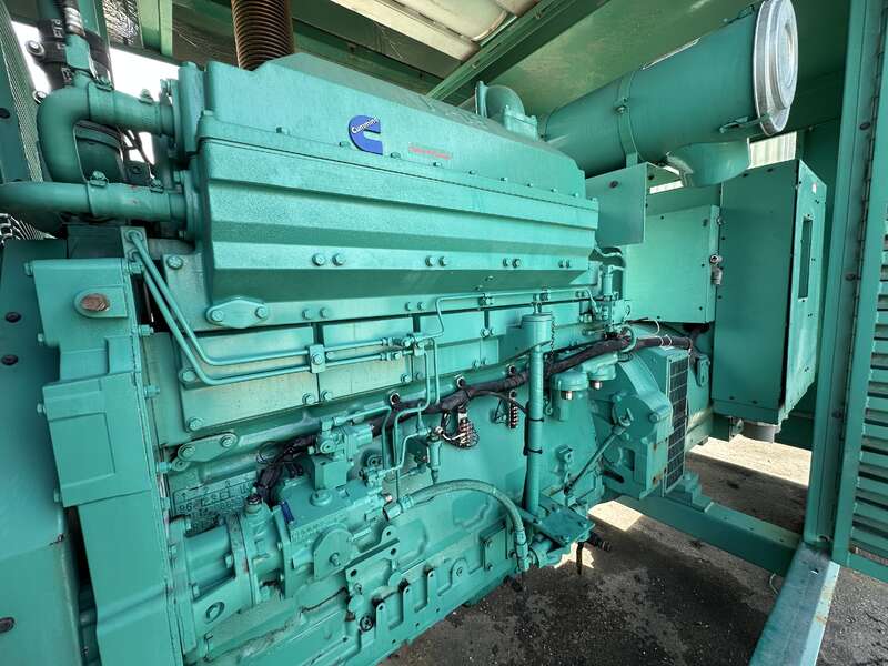 Used Cummins DFED KTA19-G4 Diesel Generator, 419 Hrs                            