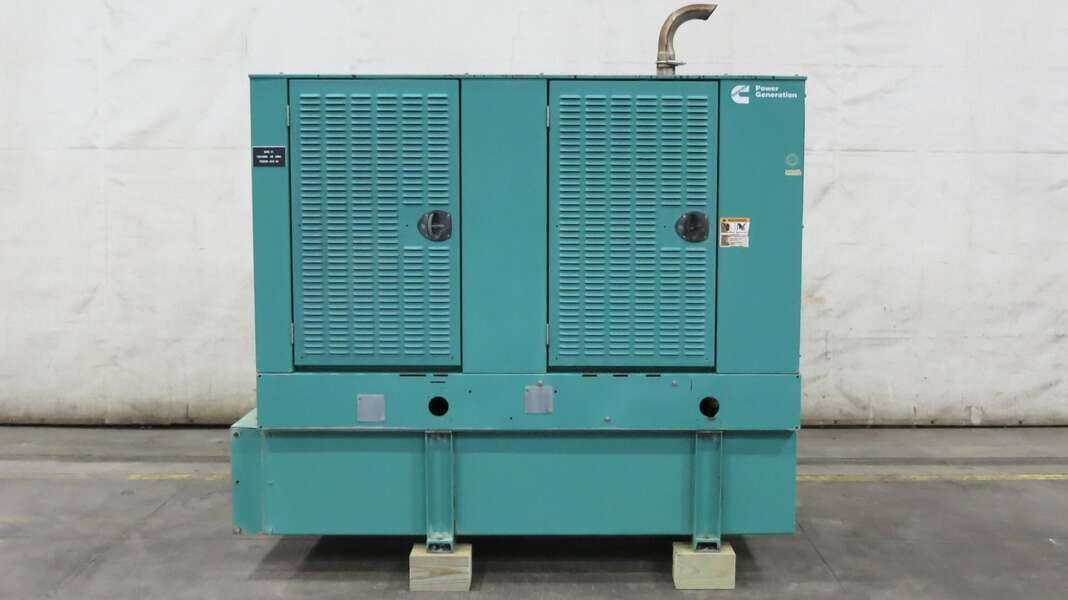 Used Cummins DGCG Diesel Generator, 115 Hrs                            